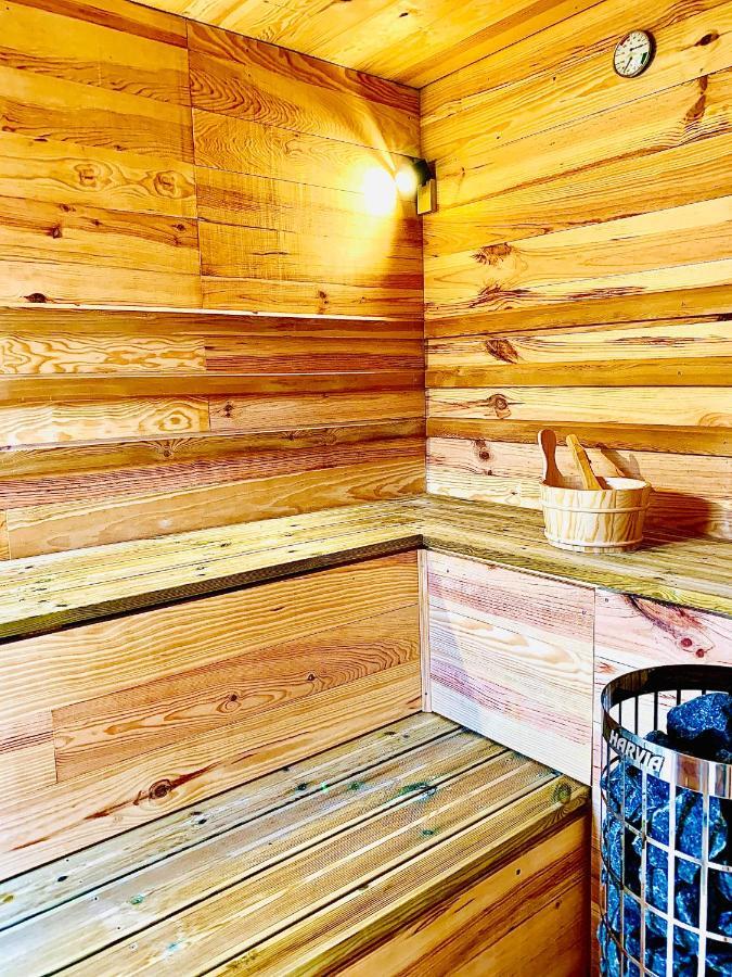 De La Plage, La Baie Du Mont-saint-michel, Sauna Dragey